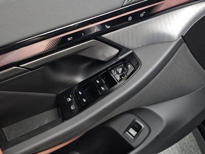 صورة مصغرة 26 لـ 2026 BMW 5 SERIES