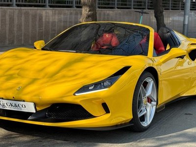 FERRARI F8 SPIDER - 1