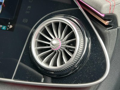 2024 Mercedes-BENZ EQE AMG thumbnail 35