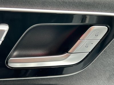 2024 Mercedes-BENZ EQE AMG thumbnail 38