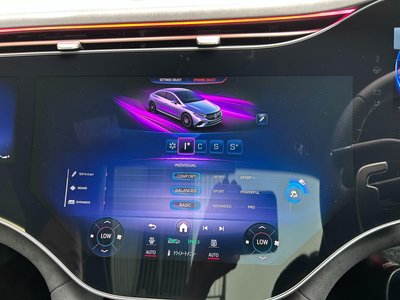 2024 Mercedes-BENZ EQE AMG thumbnail 43