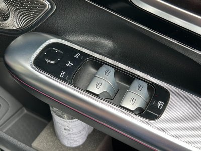 2024 Mercedes-BENZ EQE AMG thumbnail 40