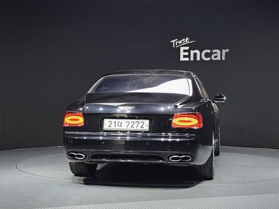 BENTLEY FLYING SPUR - 3