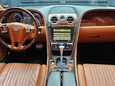 BENTLEY FLYING SPUR - 5