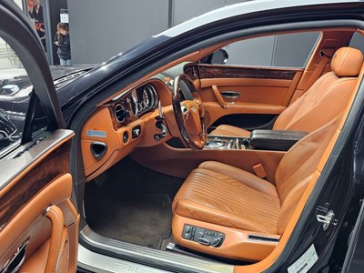 BENTLEY FLYING SPUR - 10