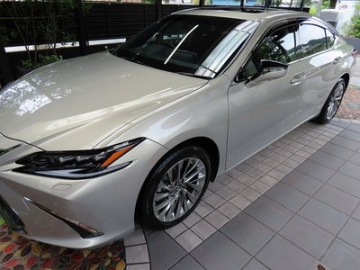 صورة مصغرة 19 لـ 2025 Lexus ES