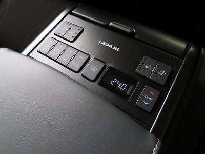 صورة مصغرة 78 لـ 2025 Lexus ES