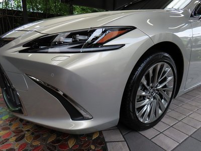 صورة مصغرة 21 لـ 2025 Lexus ES