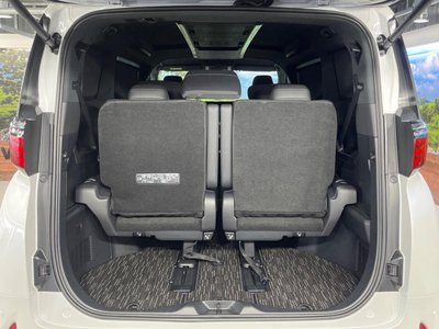 صورة مصغرة 26 لـ 2025 Toyota ALPHARD