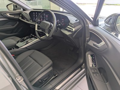 2025 AUDI A5 AVANT 缩略图 18