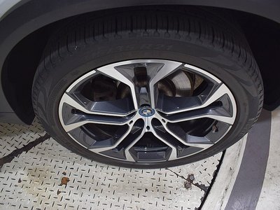 BMW X5 - 6