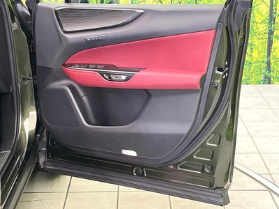 صورة مصغرة 35 لـ 2023 Lexus NX