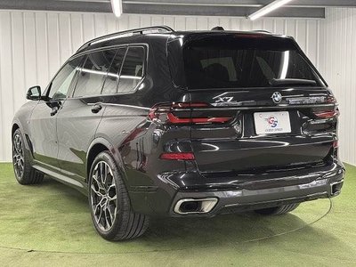 2023 BMW X7 thumbnail 17