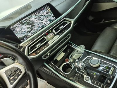 2021 BMW X7 — миниатюра 11