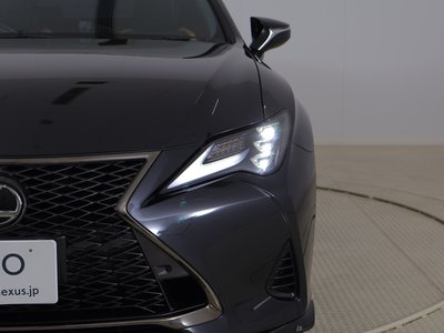 2022 Lexus RC — миниатюра 18