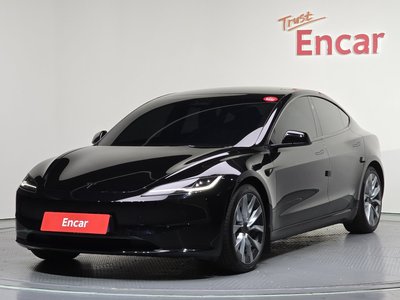 TESLA MODEL 3 - 1
