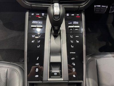 2024 Porsche MACAN — миниатюра 23