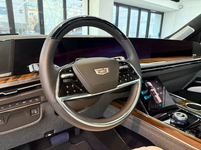 صورة 5 لـ 2025 Cadillac ESCALADE 5TH GENERATION