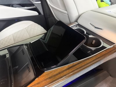 صورة 6 لـ 2025 Cadillac ESCALADE 5TH GENERATION