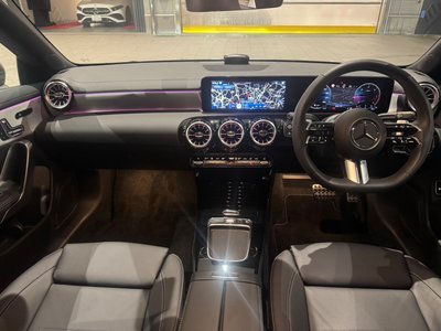 MERCEDES-BENZ CLA - 5