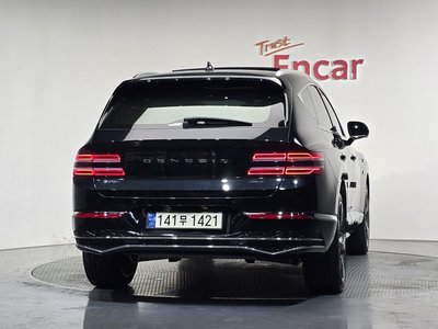 صورة 3 لـ 2024 Genesis GV80