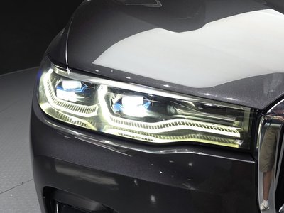 2022 BMW X7 — фото 9