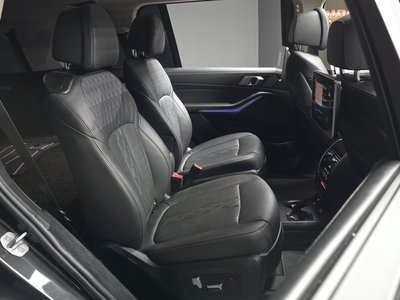 2022 BMW X7 thumbnail 18