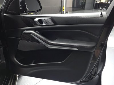 2022 BMW X7 thumbnail 14
