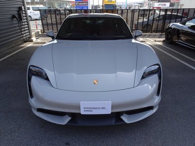 PORSCHE TAYCAN - 4
