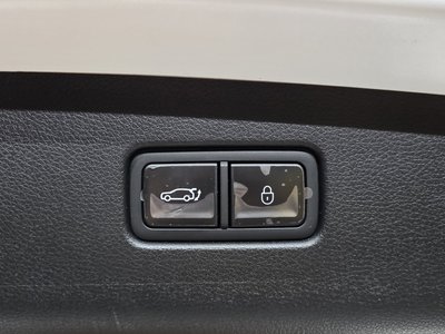 2025 Genesis GV70 thumbnail 23