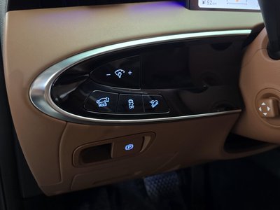 2025 Genesis GV70 thumbnail 26