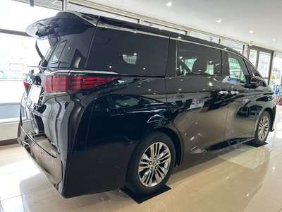 TOYOTA ALPHARD - 5