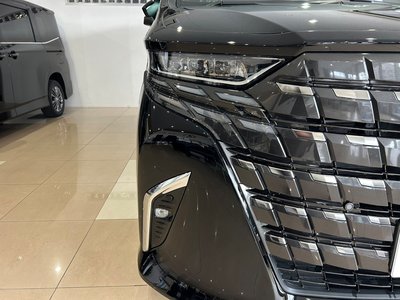 TOYOTA ALPHARD - 9