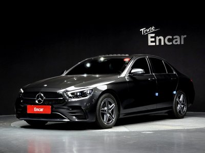 MERCEDES-BENZ E-CLASS - 1