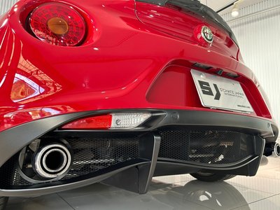 ALFA ROMEO 4C - 5