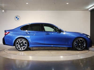 BMW 3 SERIES - 8