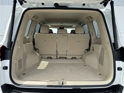 2024 Toyota LAND CRUISER 300 — фото 4