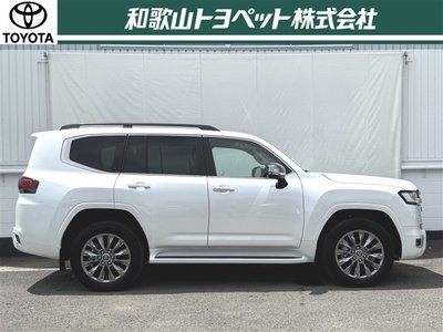 2024 Toyota LAND CRUISER 300 thumbnail 39