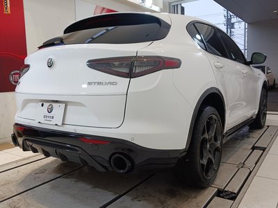 صورة 4 لـ 2023 ALFA Romeo STELVIO