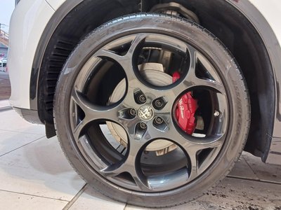 صورة مصغرة 33 لـ 2023 ALFA Romeo STELVIO