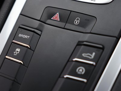 2014 Porsche 911 thumbnail 33