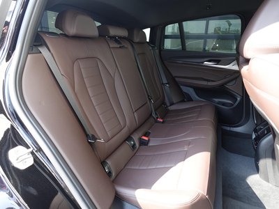 2023 BMW X4 — миниатюра 21
