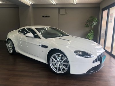 2012 Aston Martin V8 照片 1