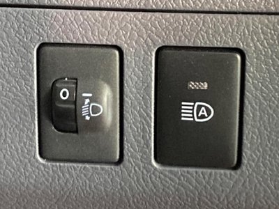 صورة مصغرة 40 لـ 2025 Toyota LAND CRUISER 70