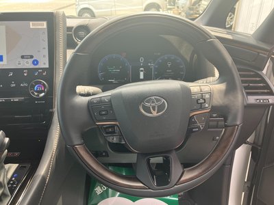 TOYOTA ALPHARD - 9