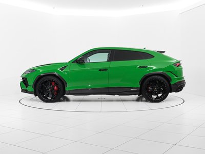 LAMBORGHINI URUS - 5