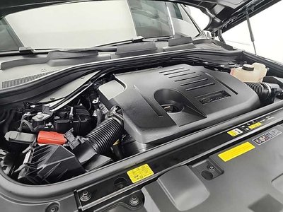 صورة 6 لـ 2025 LAND Rover RANGE ROVER SPORT