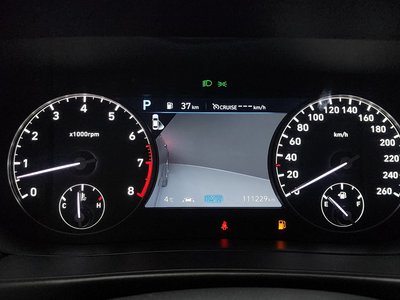 GENESIS G90 - 8