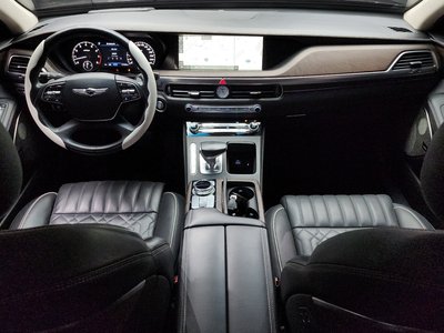 GENESIS G90 - 5