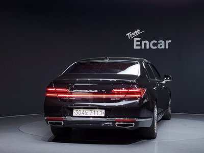 GENESIS G90 - 4